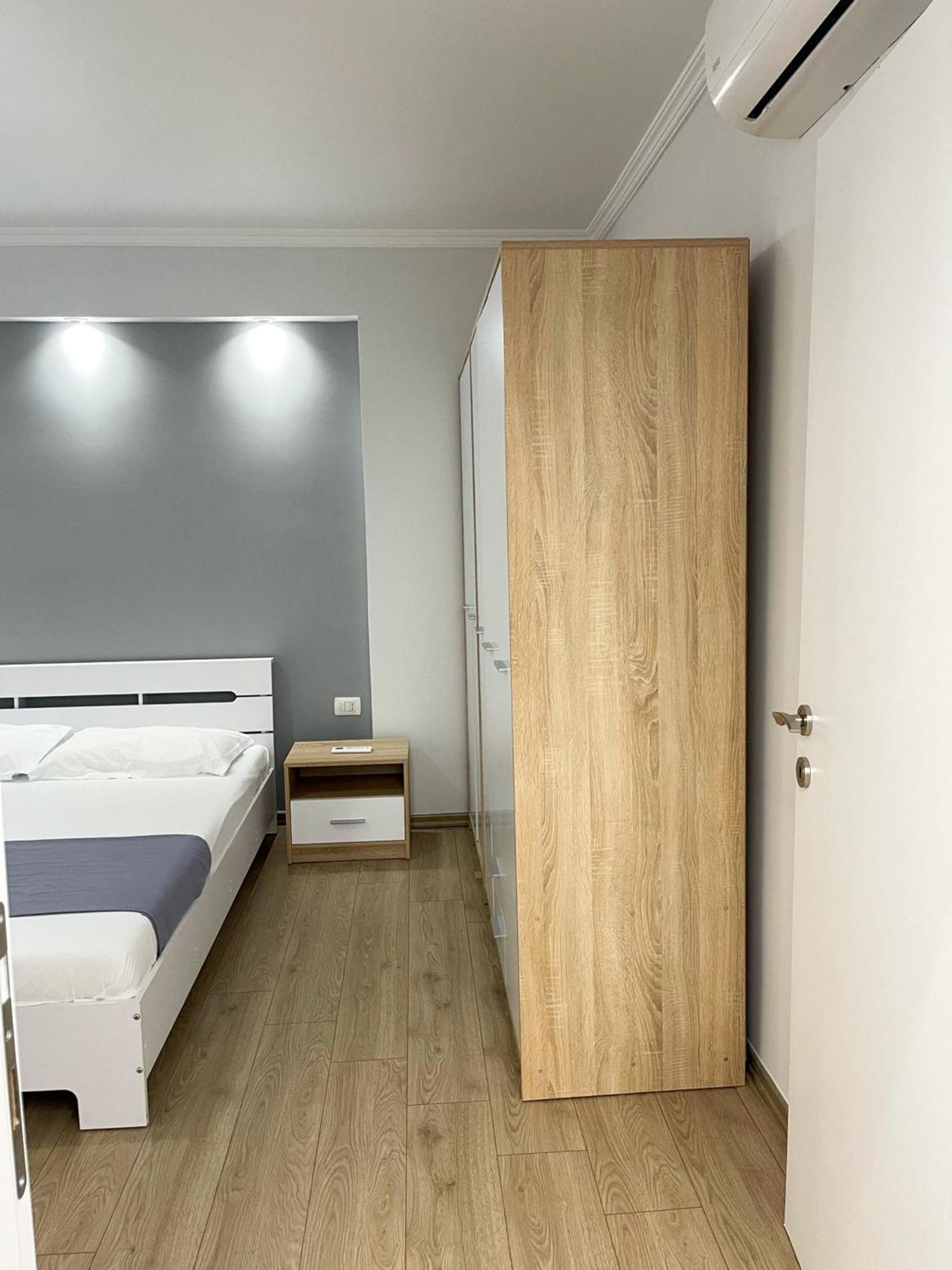 Ferienwohnung New Bazaar 2022 Tirana Exterior foto